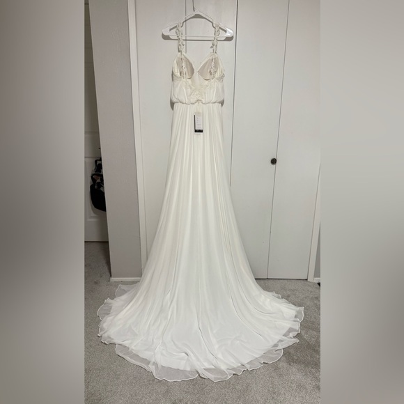 Lillian West NWT Bohemian Wedding Dress 66005 size 6 - Picture 4 of 14